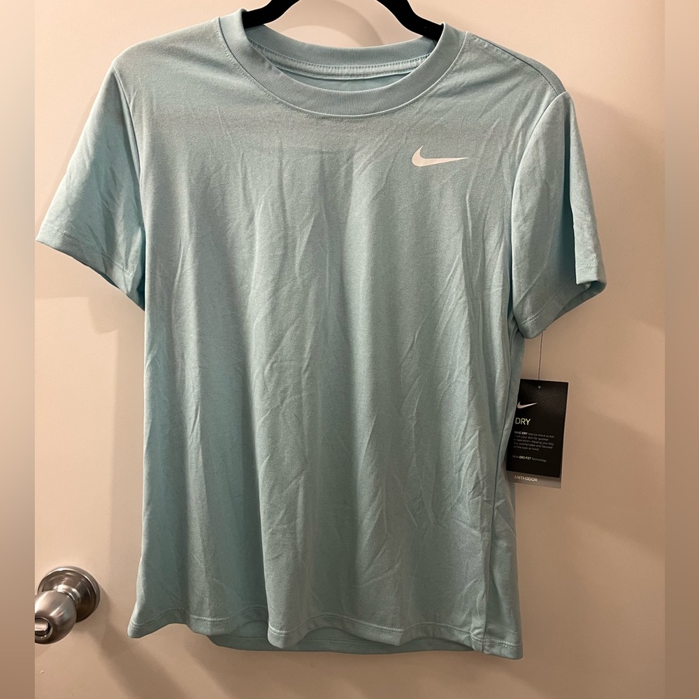 Nike dry fit top
